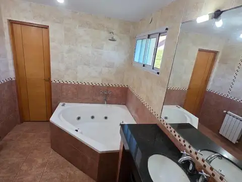 Casa en Venta en Pinamar Norte, USD 520.000