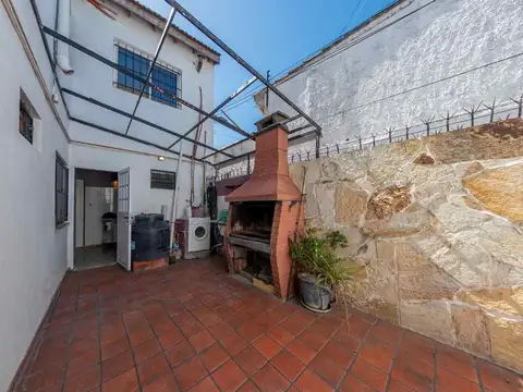 Depto Tipo Casa en Venta de 4 dormitorios