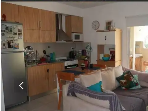 Home 2 duplex con balcon y parrilla.