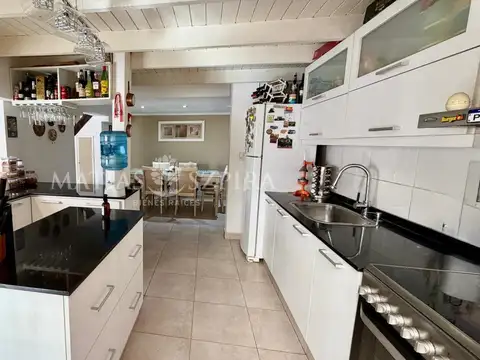 Casa en Venta en Villa Gobernador Udaondo, USD 250.000