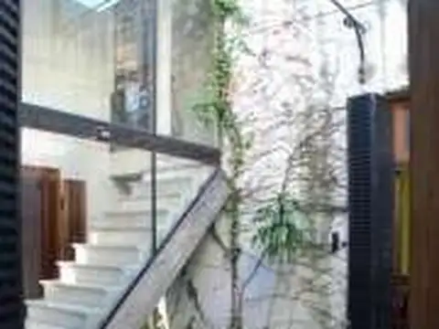 Depto Tipo Casa 4 ambientes con 2 baños