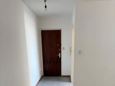 Departamento de 1 Dormitorio en Alquiler - Saavedra 279