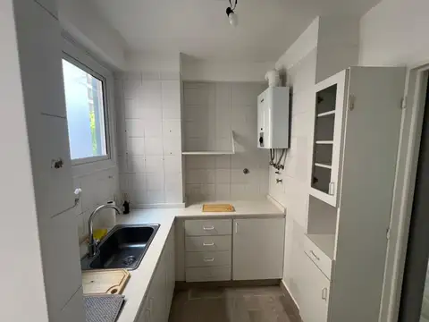 Departamento en Alquiler en Acassuso, $ 990.000