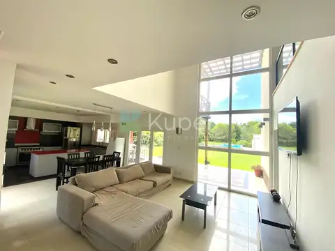 Alquiler Casa en La Pionera, Estancias del pilar -