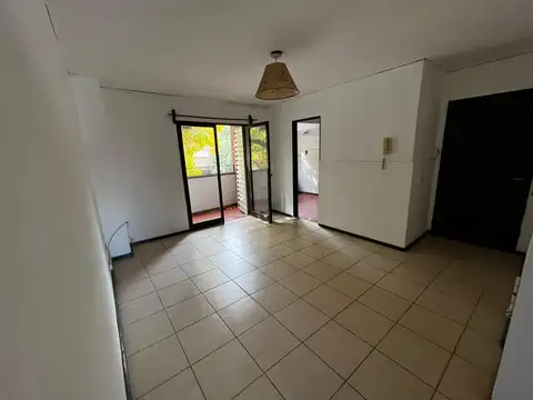 Departamento en Mariano Comas 2900