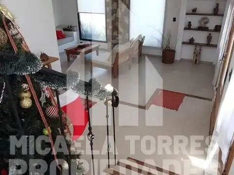 Casa en Alquiler en La Arboleda, $ 980.000