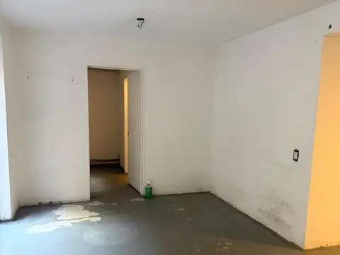 PALERMO - LOCAL COMERCIAL - AV MEDRANO AL 1100