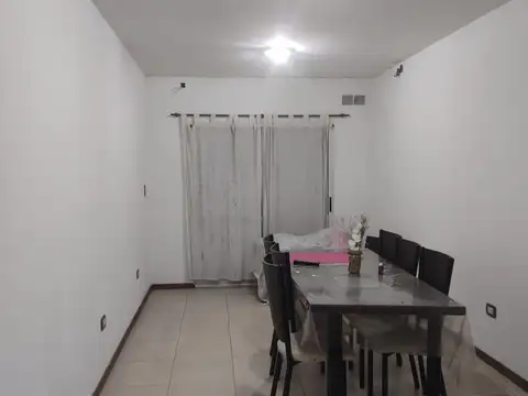 Avenida Ovidio Lagos 5500, Piso 1