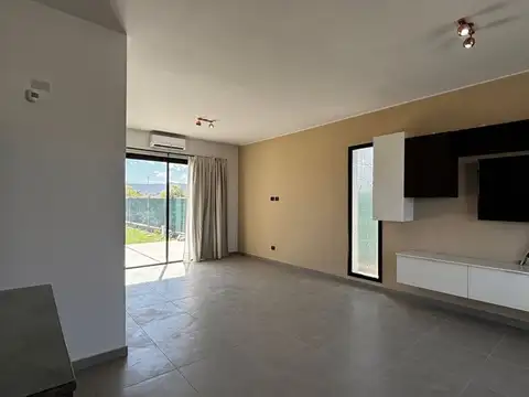 Casa en Venta en Rivadavia, USD 149.000