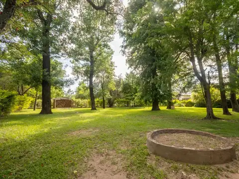 Casa Quinta con gran Terreno en Arroyo Leyes