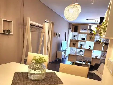 Federico Lacroze 3000, Piso 1