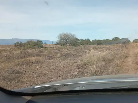 Hermoso campo de 1800ha