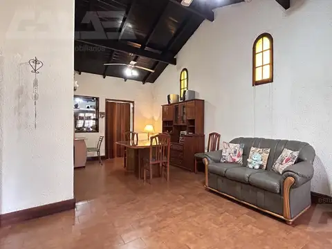 Casa 3 ambientes con 1 baño