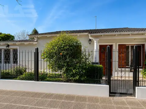 CASA | 3 AMBIENTES | FONDO LIBRE | APTO CRÉDITO | COCHERA | PADUA SUR