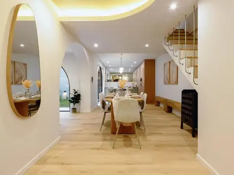 Casa en Venta en Nuestra Señora De Lourdes, USD 420.000