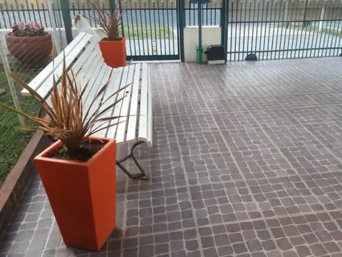 Casa en Venta en Temperley, USD 110.000