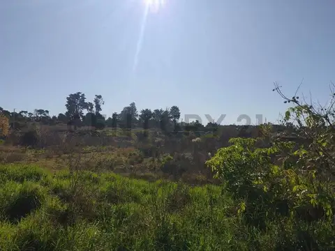 Terreno en Venta en Barrio Batan, USD 280.000