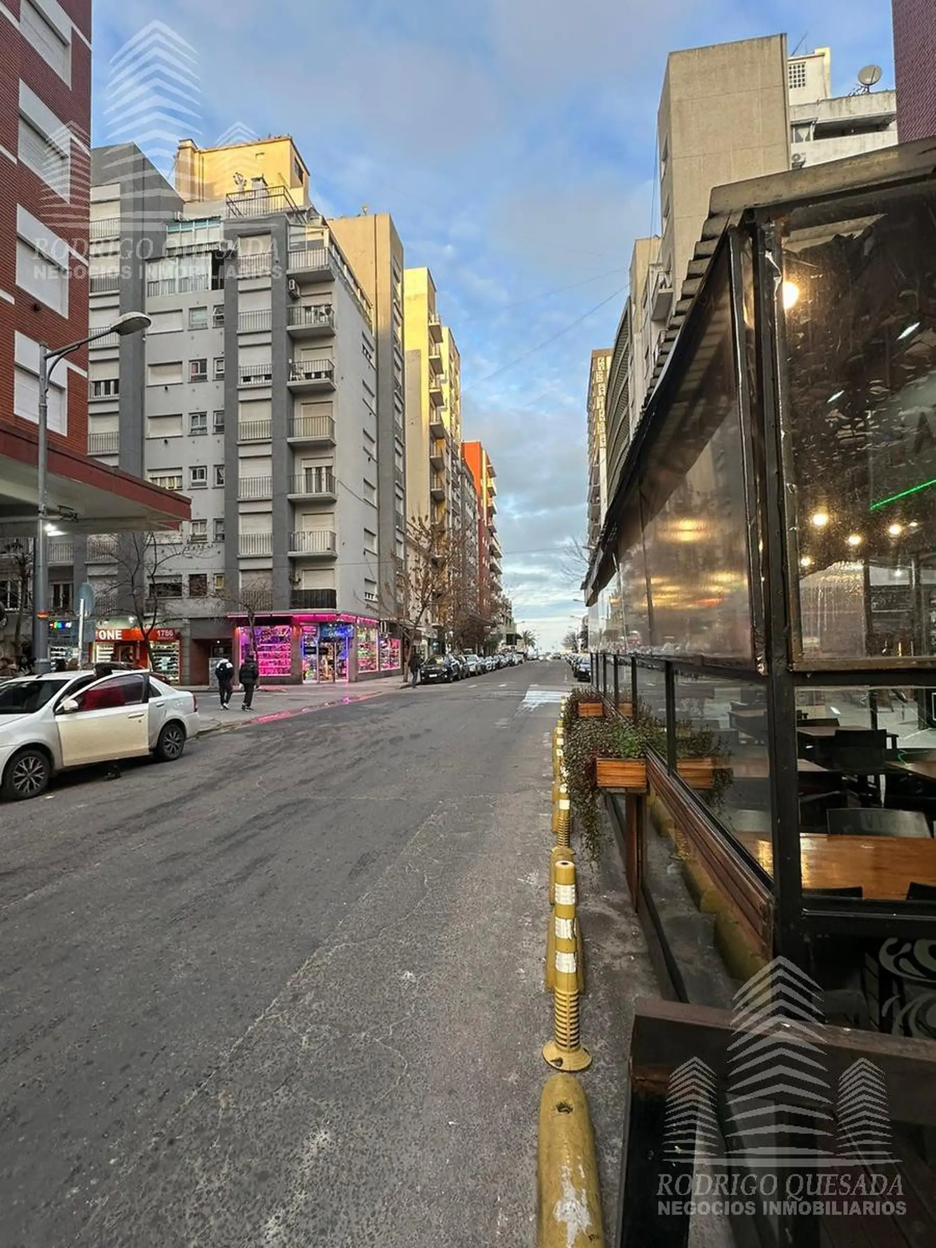 Dpto 2amb y medio c/cochera, en pleno centro de Mar Del Plata!! Edificio Sacoa.