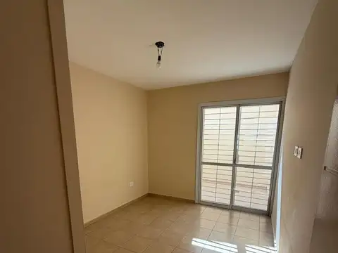 REMAX ALQUILA DEPARTAMENTO EN GODOY CRUZ CENTRO