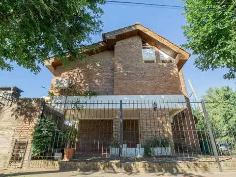 Carlos Tejedor  al 1700