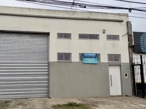 GALPÓN CON OFICINA | PORTÓN DE 4,50 M | ALQUILER Y VENTA