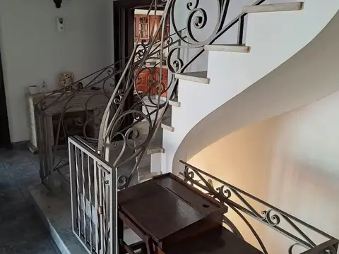 Depto Tipo Casa en Venta 46 años