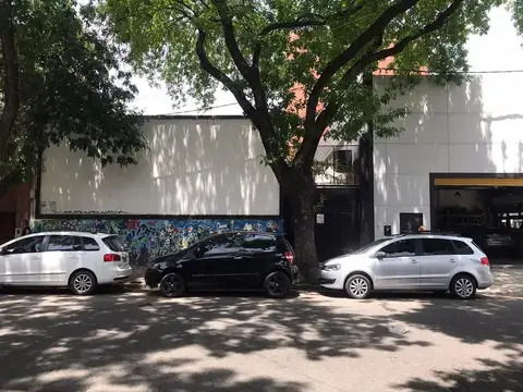 Local en Venta Via Pública