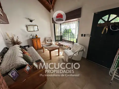 Casa 3 ambientes con 1 baño
