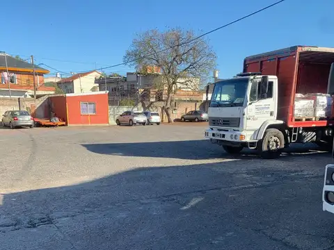 GALPONES EN ALQUILER * EN PREDIO INDUSTRIAL * 750 m2