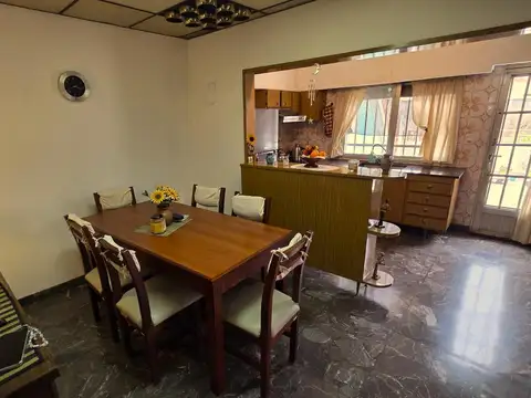 CASA PLANTA ALTA 2 DORMITORIOS
