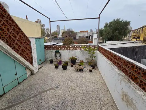 Casa 4 ambientes con 1 baño