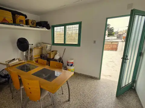Leguizamón al 900