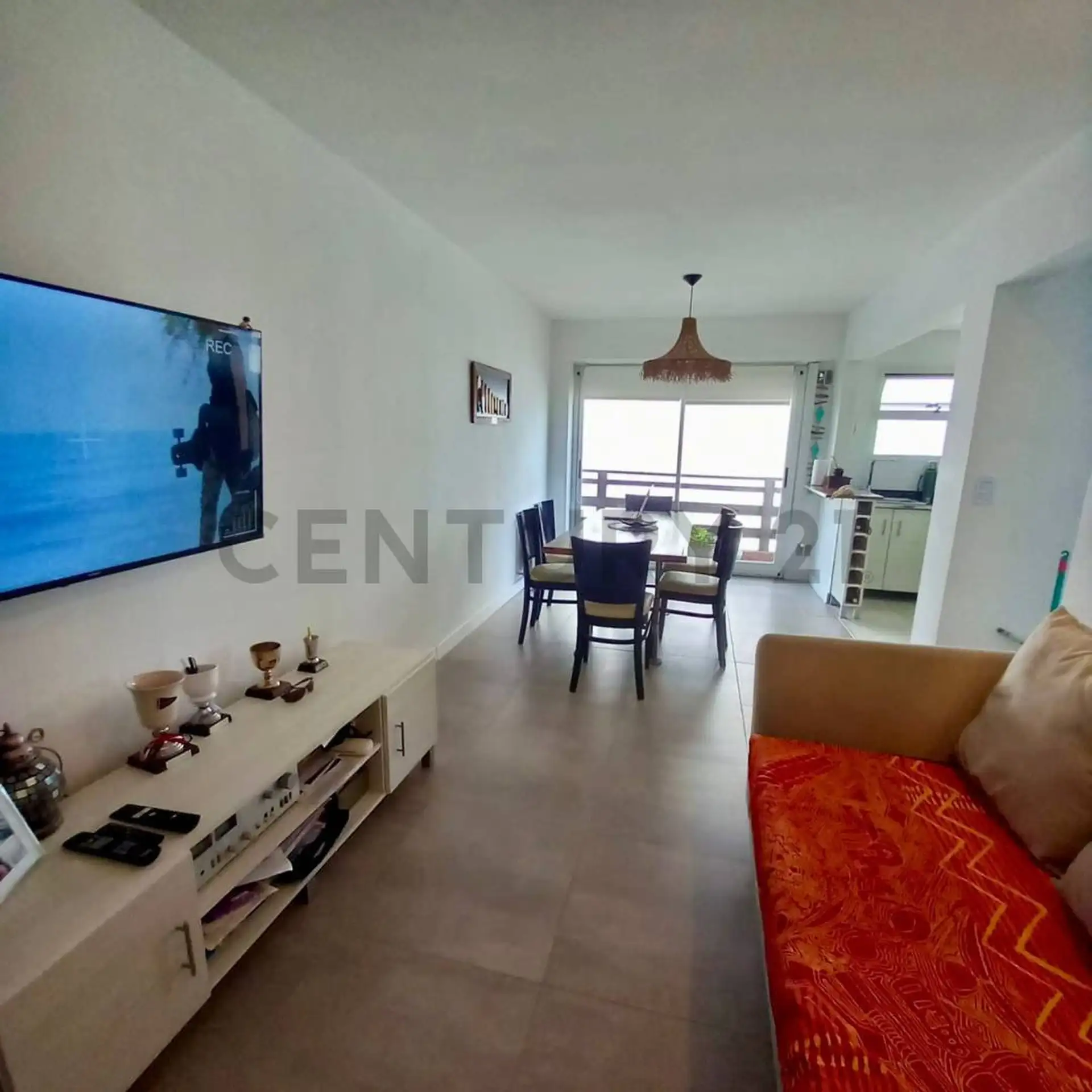 Depto 3 amb reciclado con vista al mar, 70m², cochera incluida