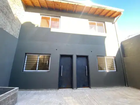 Depto Tipo Casa en Venta de 2 dormitorios