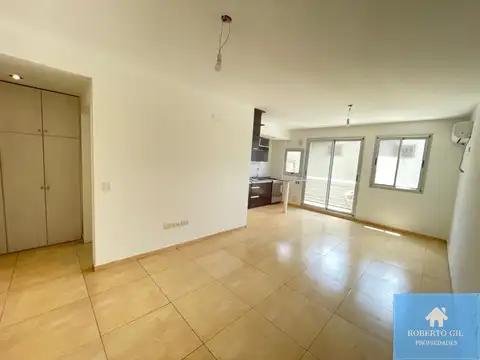 Departamento en Alquiler en Villa Pueyrredon, $ 700.000