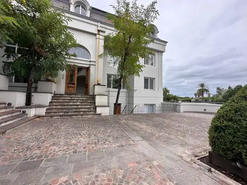 Departamento en Alquiler en Nordelta Chateau Del Palmar, $ 1.100.000