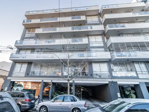 Alejandro Magariños Cervantes 1900, Piso 3