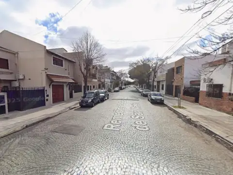 Remedios de Escalada de San Martín e/ Mercedes y Gualeguaychú