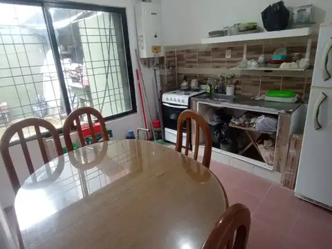 Depto Tipo Casa en Venta con 1 cocheras