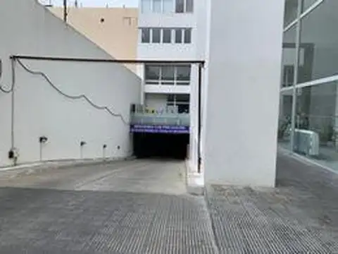 Bartolome Mitre 1400. Entre Paraná y Uruguay