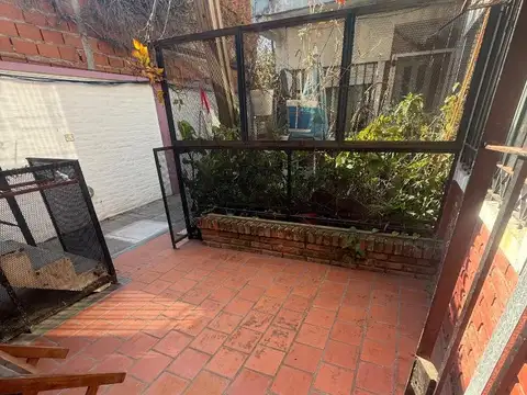 Depto Tipo Casa en Venta en Banfield, USD 43.000