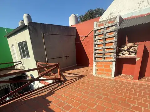 PH  2 AMB CON PATIO Y  TERRAZA