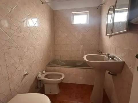 Departamento 4 ambientes con 1 baño