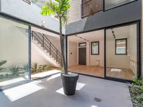 Casa 4 ambientes venta Caballito Patio y Terraza