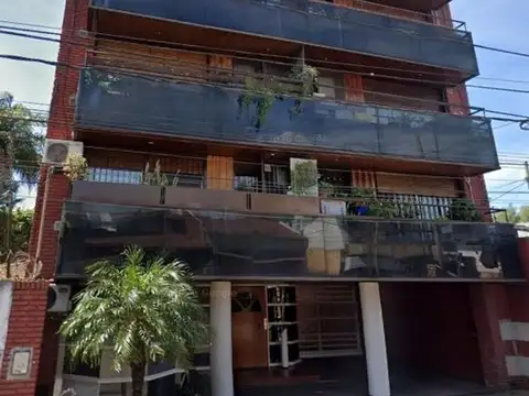 DEPARTAMENTO 3 AMBIENTES CON COCHERA