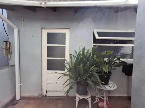 ALQUILER PROPIEDAD DE 4 AMB A LA CALLE APTO PROFESIONAL!