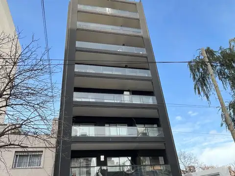 VILLA LURO. R. L. FALCON 5900. SEMI PISO 1 AMBIENTE AL FRENTE CON BALCON