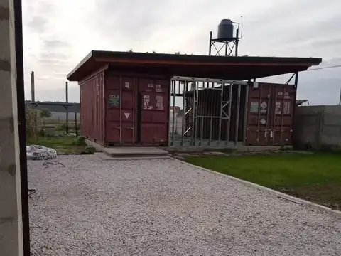 LOTE CON CASA A TERMINAR