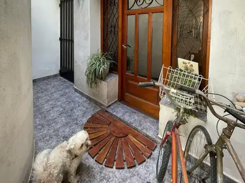 Yrigoyen e/ Colon y Rivadavia
