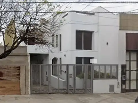 Depto.tipo casa de 4 ambientes en Alquiler en Chacarita